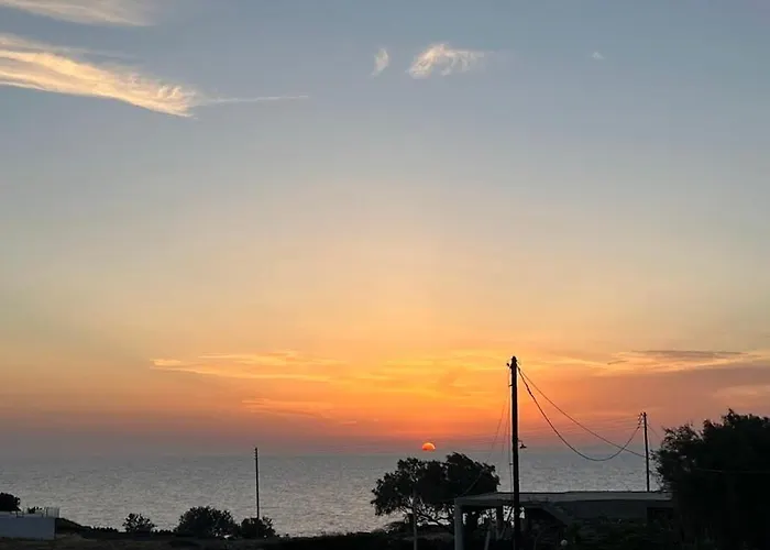 Apartment View House *