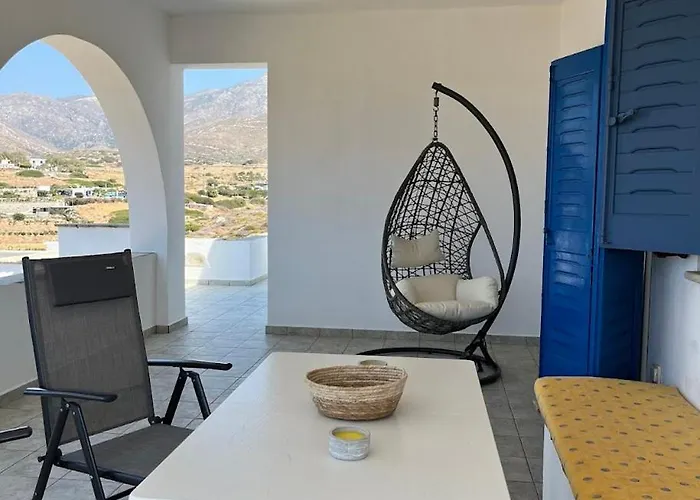 Apartment View House *